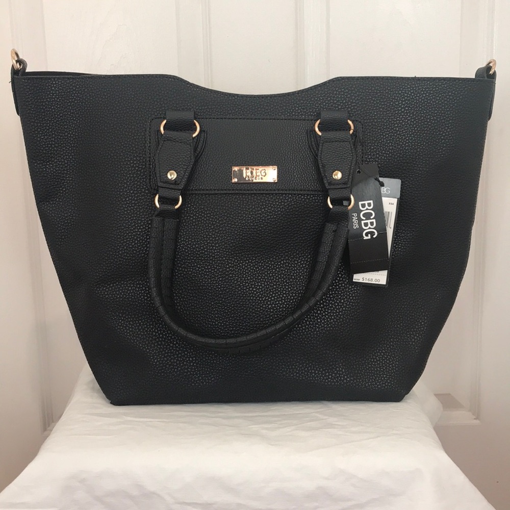 BCBG Paris purse 💕